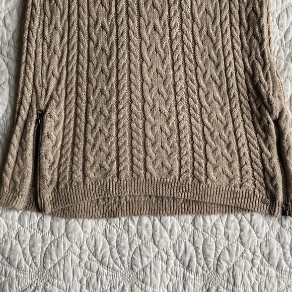 American Eagle Knit Sweater With Zipper Detailing - Picture 3 of 5